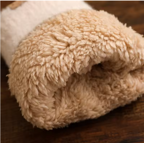 Kennael | Women’s plush knit gloves with a soft textured silhouette