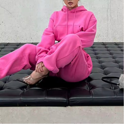 Serinelle | Women’s cropped fleece hoodie set with a relaxed modern silhouette