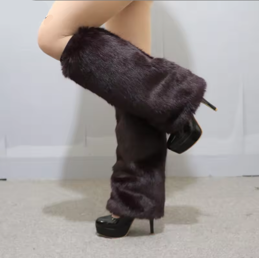 Keslin | Women’s faux-fur leg warmers with a soft, stylish seasonal profile