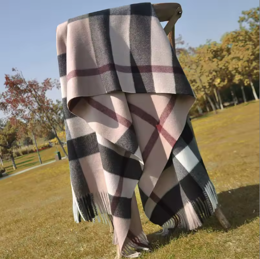 Joryss | Women’s double-sided winter scarf with a thick, soft viscose blend