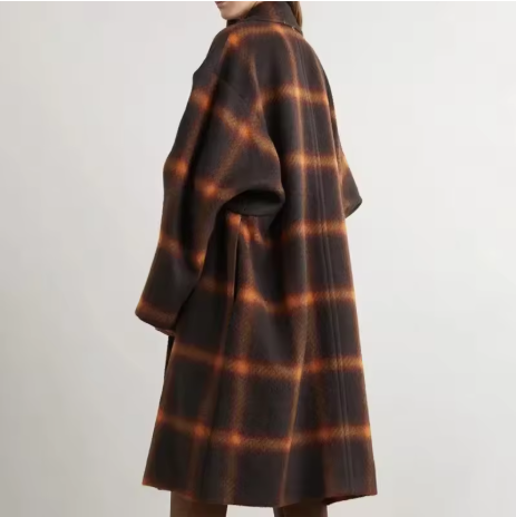 Velisse | Women’s vintage plaid coat with a relaxed V-neck seasonal profile