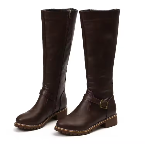 Zavael | Women’s long flat boots with a simple, seasonal everyday profile