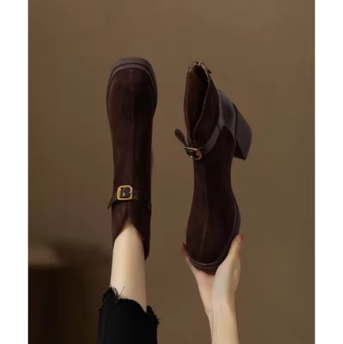 Rysara | Women’s rear-zipper ankle boots with a structured seasonal profile