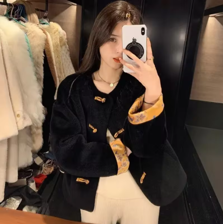 Olessa | Women’s elegant mink-inspired velvet jacket with a refined seasonal structure