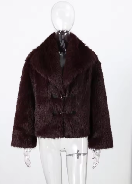 Sovia | Women’s faux fur hooded coat with a soft, single-breasted autumn–winter profile