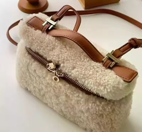 Naelin | Women’s lamb-fur velvet lunch box bag with a soft seasonal profile