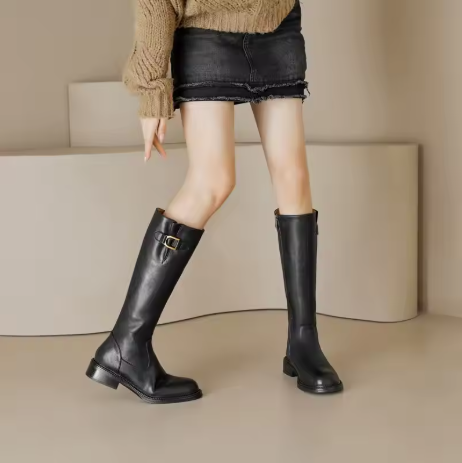 Zoranne | Women’s warm knee-high snow boots with a structured seasonal profile