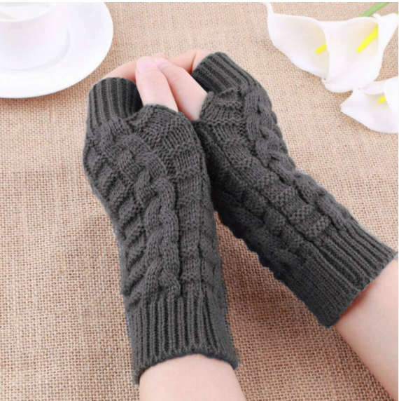 Trixie | Women’s knit fingerless gloves with a textured, contoured design