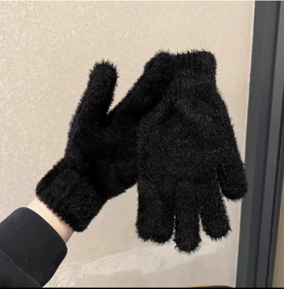 Rixa | Women’s soft knit winter gloves with a smooth, plush finish