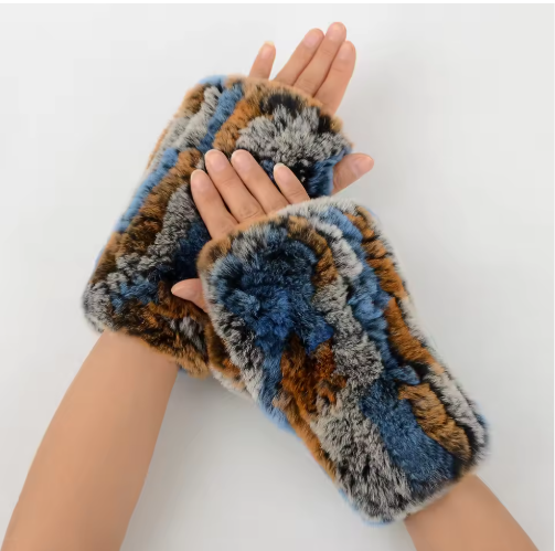 Lorrin | Women’s plush patterned fingerless mittens with a soft sculpted finish