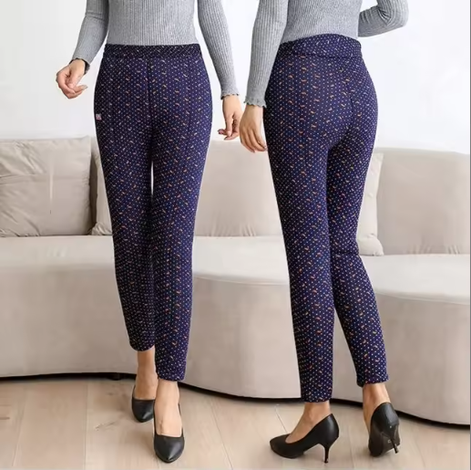 Corenna | Women’s cotton blend mid-waist pants with a soft insulated seasonal structure