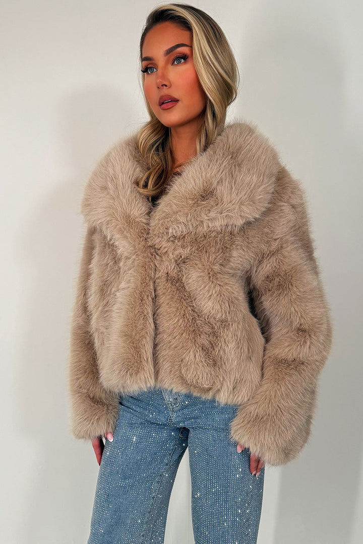 Emera | Women’s collared faux fur jacket