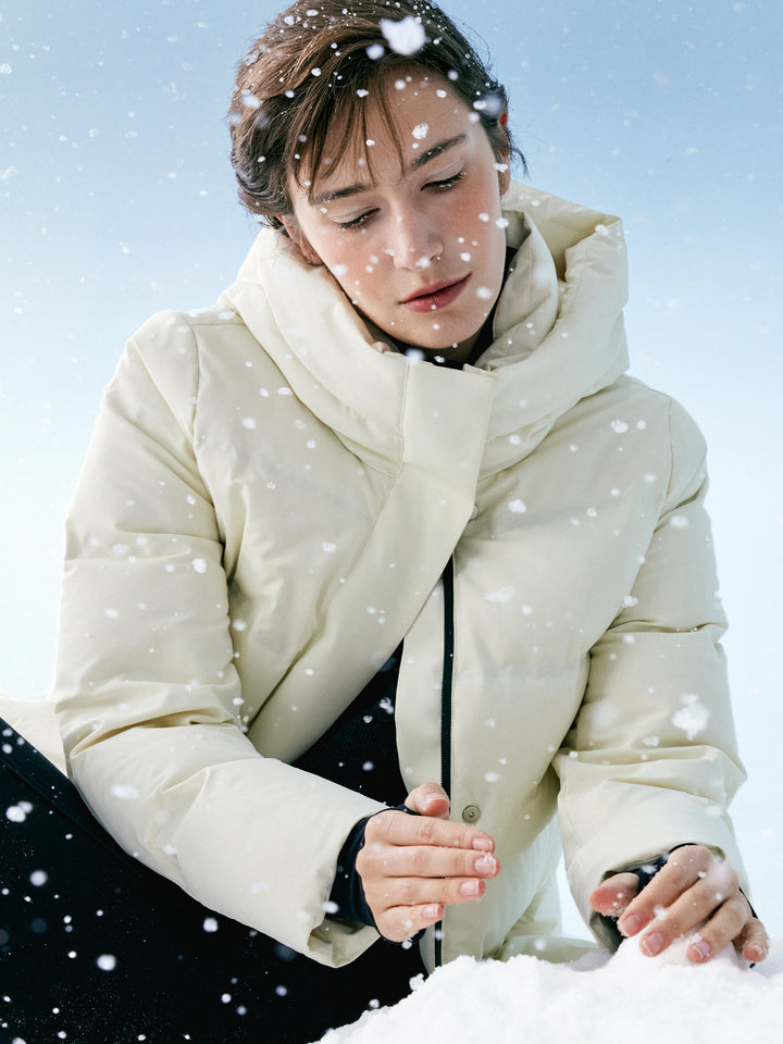 Arlae | Women’s long hooded winter jacket with a structured thermal silhouette