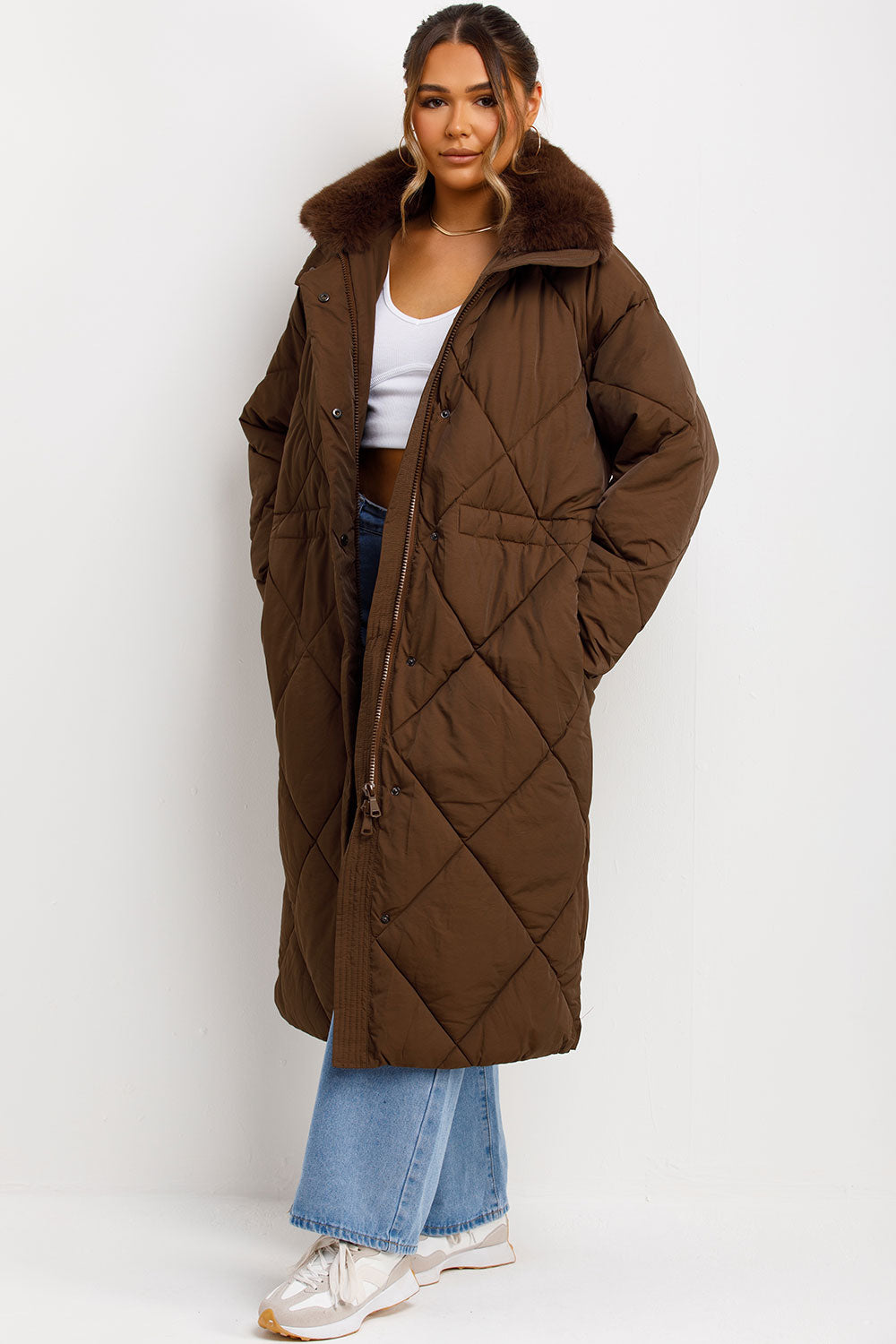 Lyris | Women’s long puffer quilted coat with faux fur collar