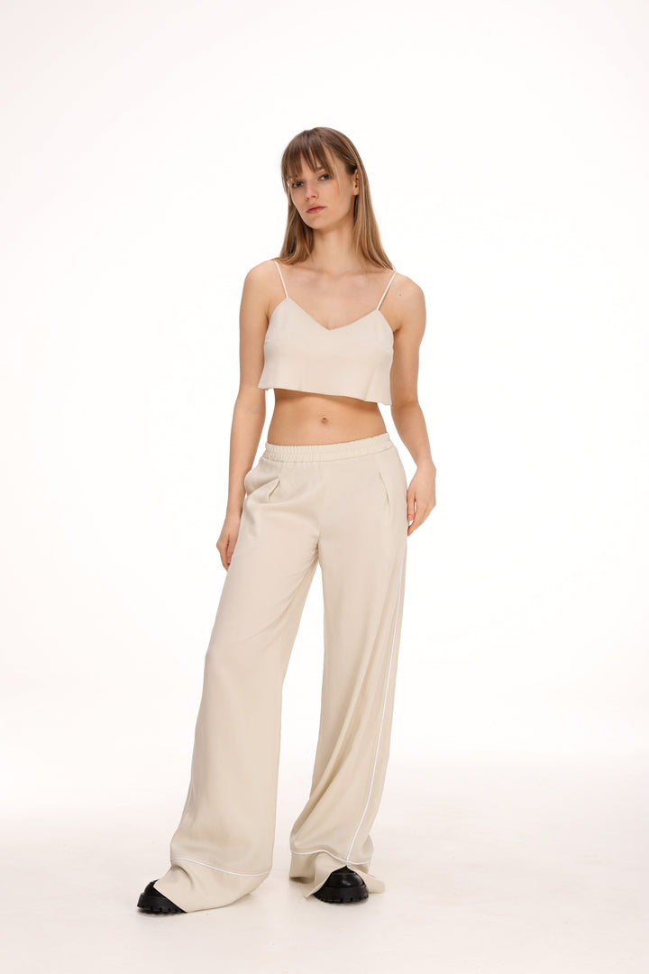 Sammy | Women’s crop top with satin straps and relaxed fit