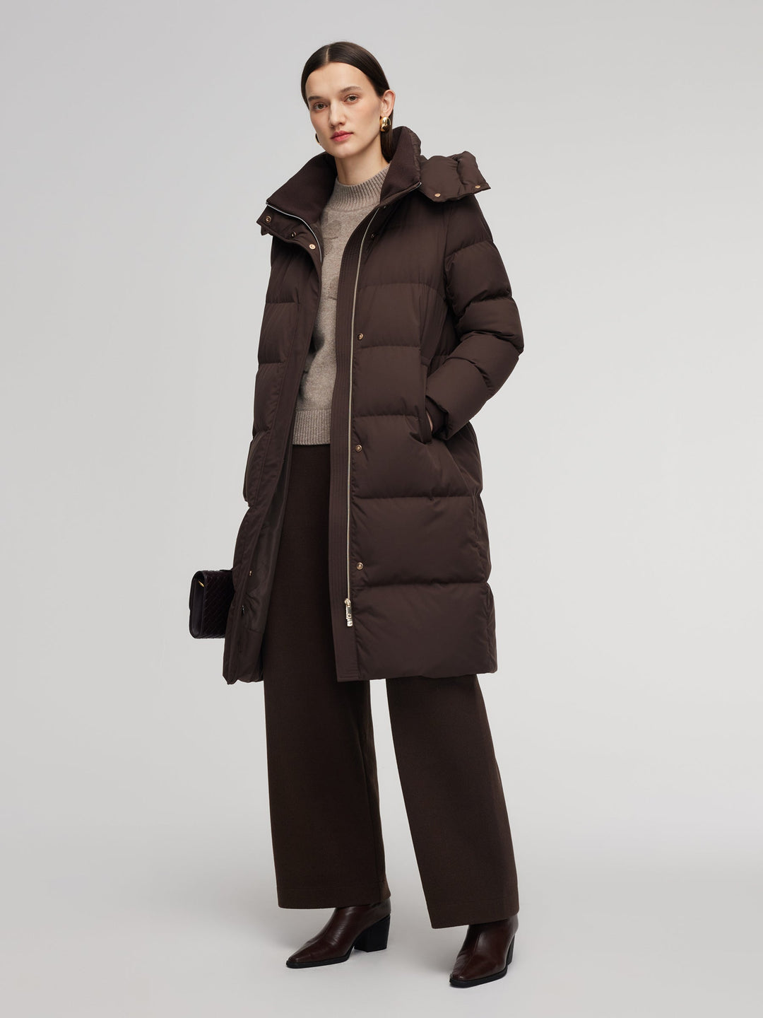 Zennah | Women’s long winter coat with an H-line silhouette and detachable hood