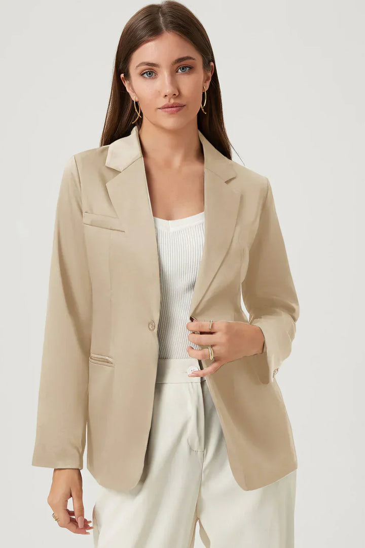 Harper | Women’s blazer with modern cut design