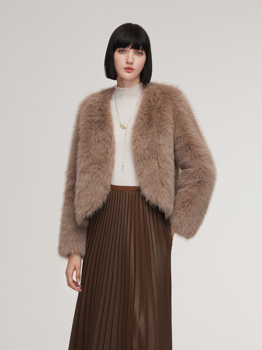Sylin | Women’s plush V-neck coat with a soft, voluminous silhouette