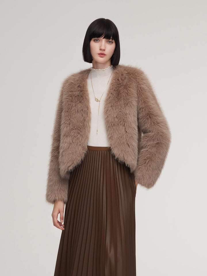Sylin | Women’s plush V-neck coat with a soft, voluminous silhouette