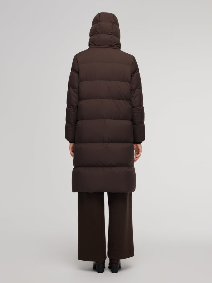 Zennah | Women’s long winter coat with an H-line silhouette and detachable hood