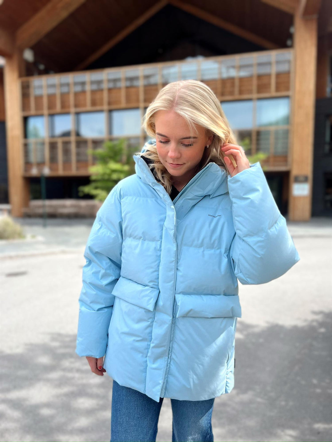 Ravy | Women’s mid-length hooded jacket with an oversized structured silhouette