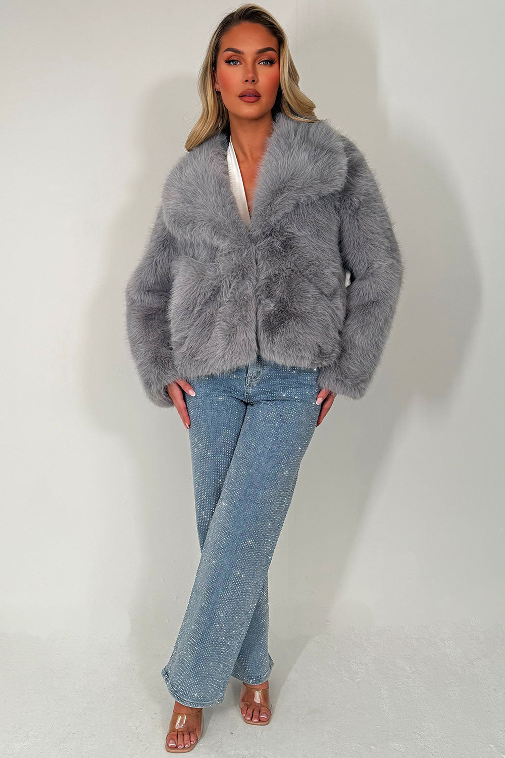Yaneli | Women’s collared faux fur jacket
