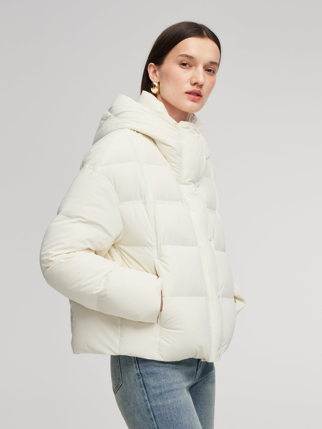 Vossie | Women’s hooded winter jacket with a streamlined wind-resistant silhouette
