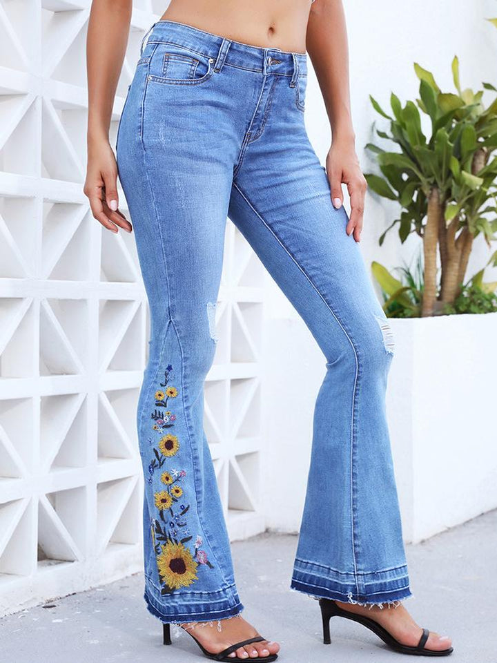 Freya | Women’s flare jeans with embroidered detail and slim fit