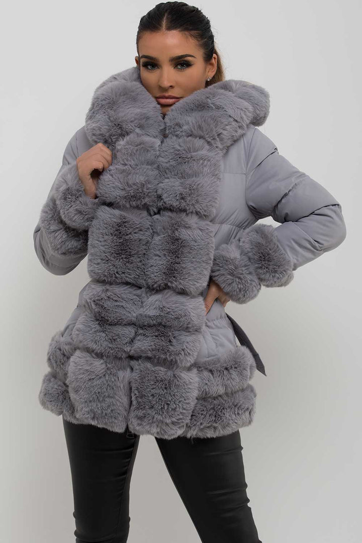 Eiza | Women’s puffer jacket with faux fur trim