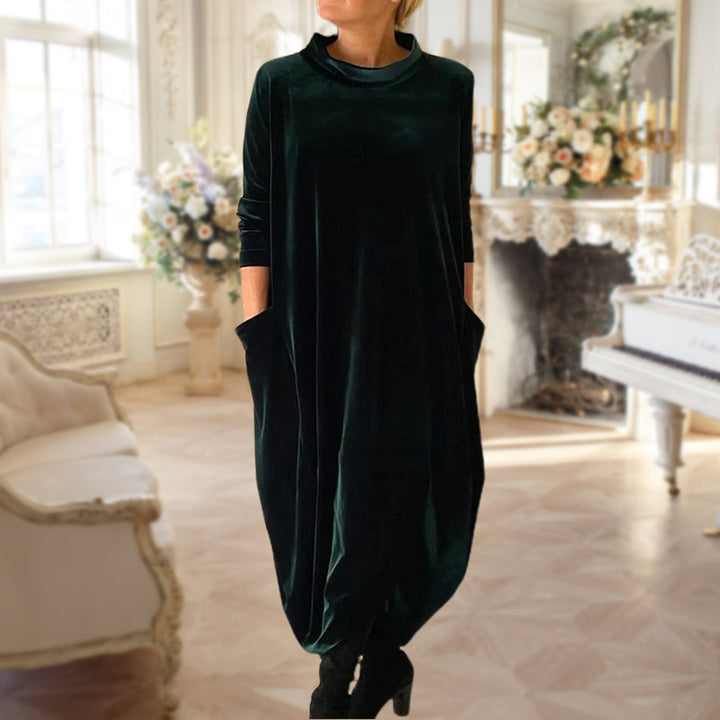 Olira | Women’s long round-neck dress with a smooth, elongated silhouette